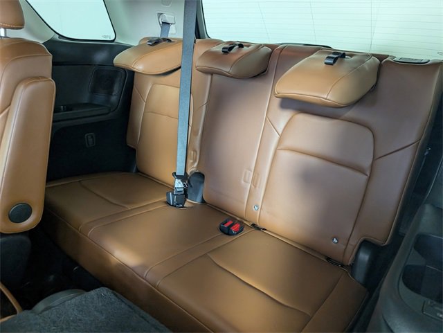 Used 2023 Nissan Pathfinder Platinum image 19