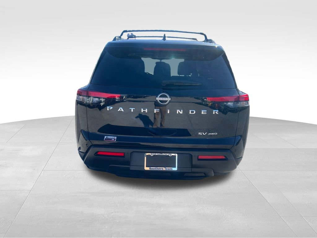 Used 2022 Nissan Pathfinder SV image 5