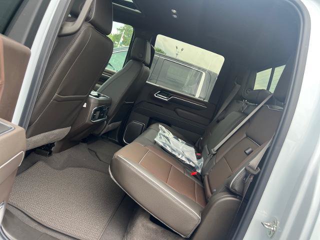 New 2026 GMC Sierra 3500 Denali AWD/4WD image 17