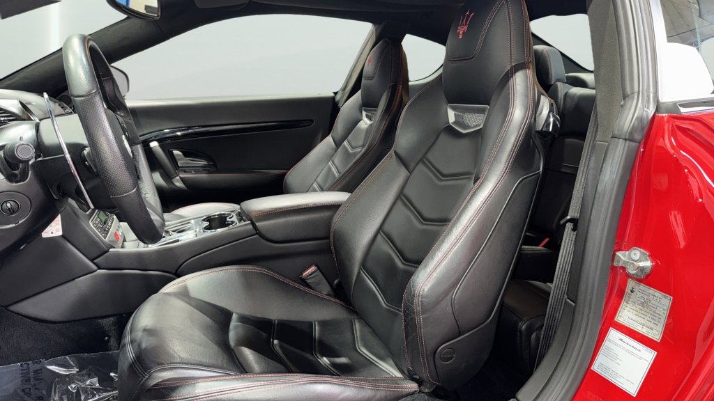 Used 2016 Maserati GranTurismo Sport image 19