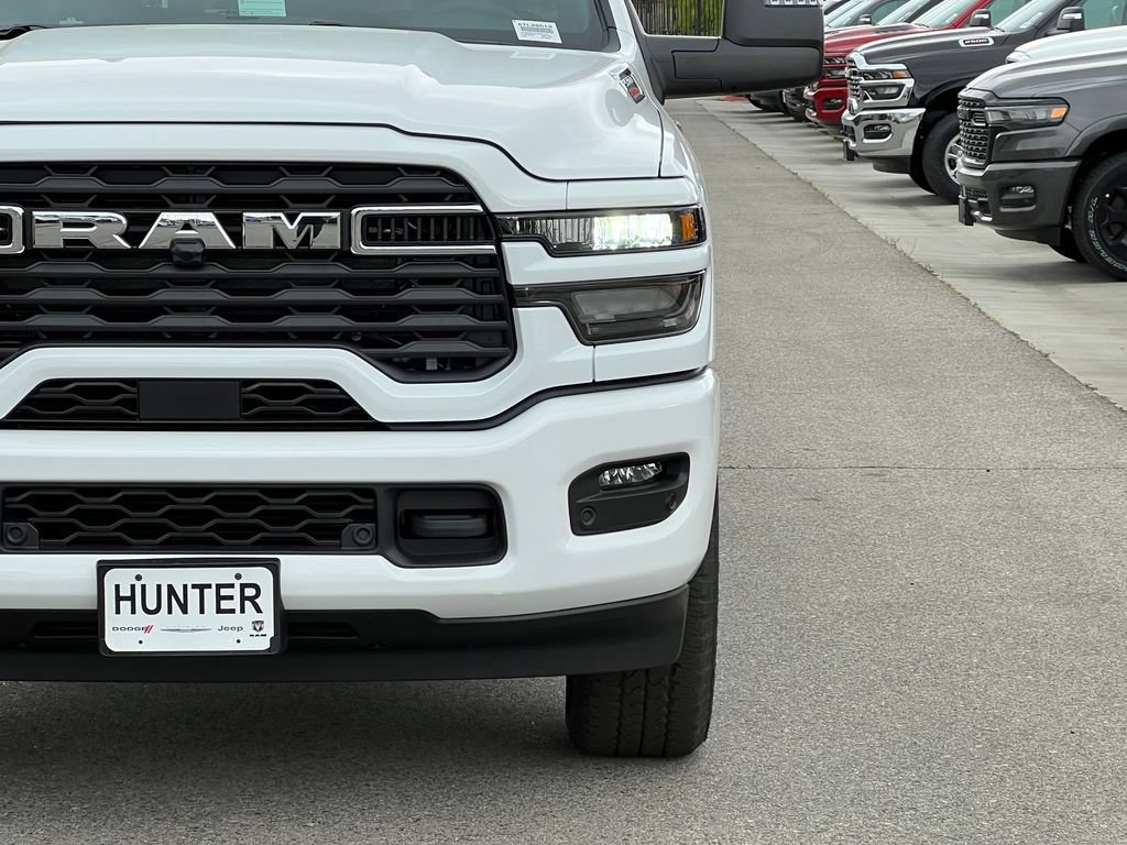 New 2026 RAM 2500 Big Horn AWD/4WD image 13