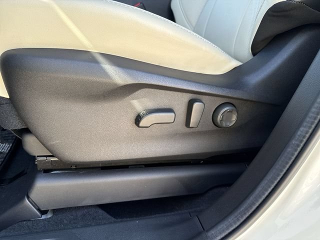 Certified 2025 Subaru Ascent Limited AWD/4WD image 20