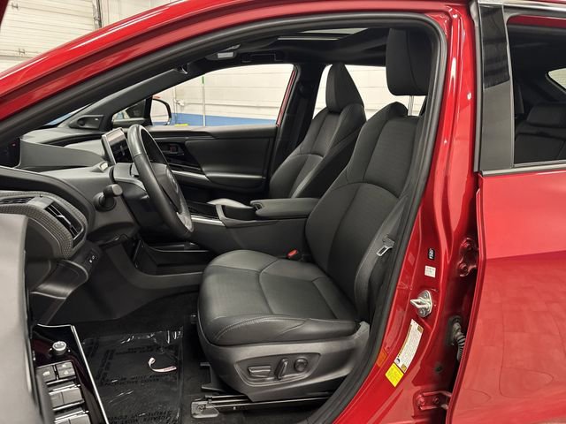 Used 2024 Toyota bZ4X Limited image 4