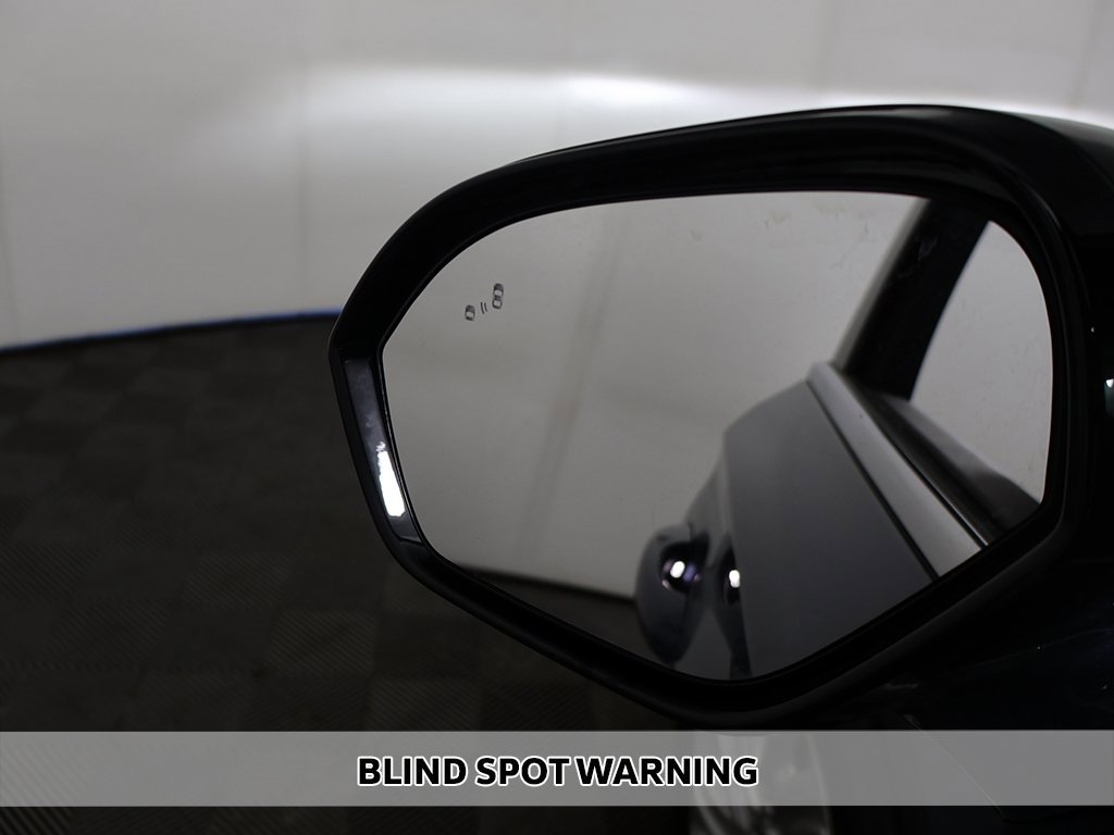 Used 2023 Lincoln Corsair AWD w/ Towing Package image 4