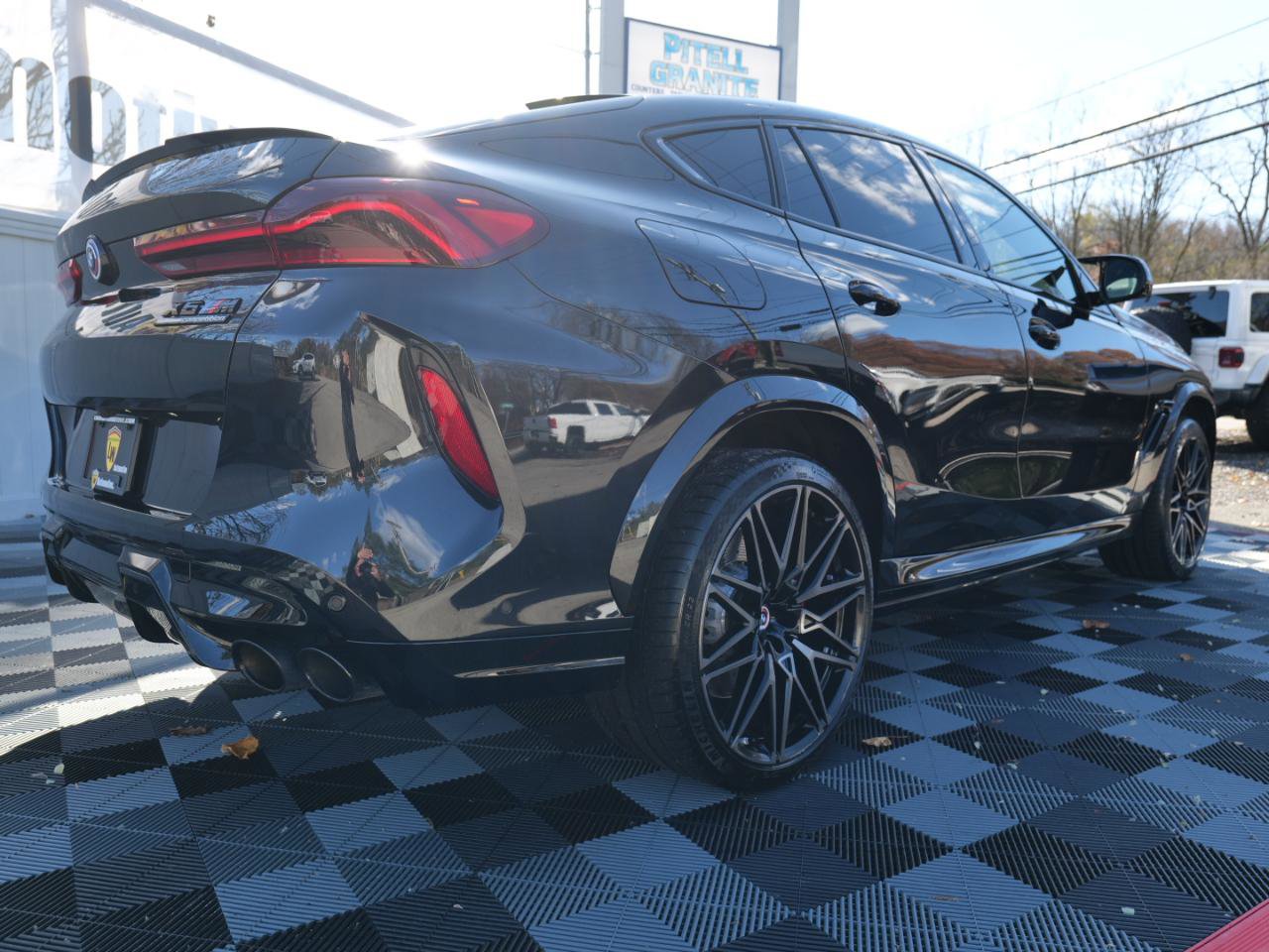 Used 2023 BMW X6 M Competition w/ Competition Package image 93