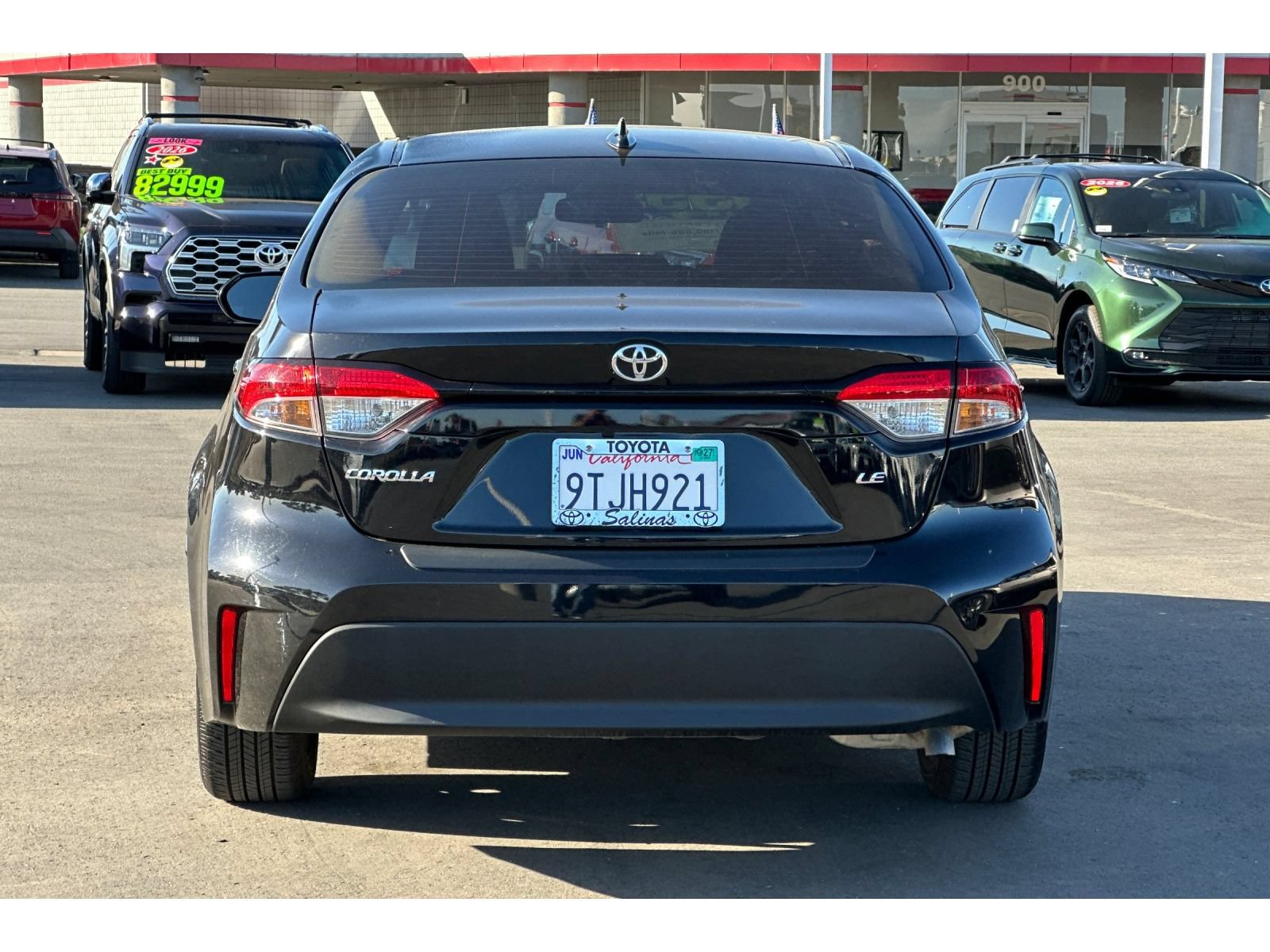 Used 2025 Toyota Corolla LE FWD image 5