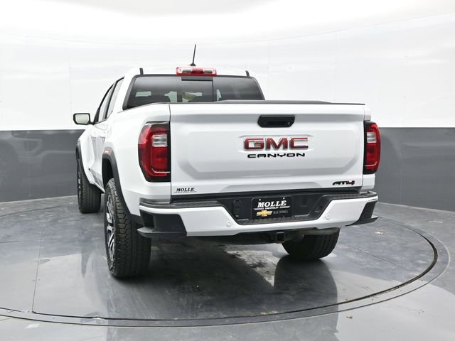 Used 2024 GMC Canyon AT4 w/ Technology Package AWD/4WD image 5