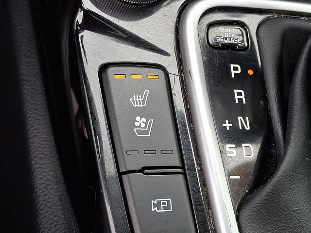 Certified 2024 Kia Seltos SX w/ SX Sunroof Package image 27