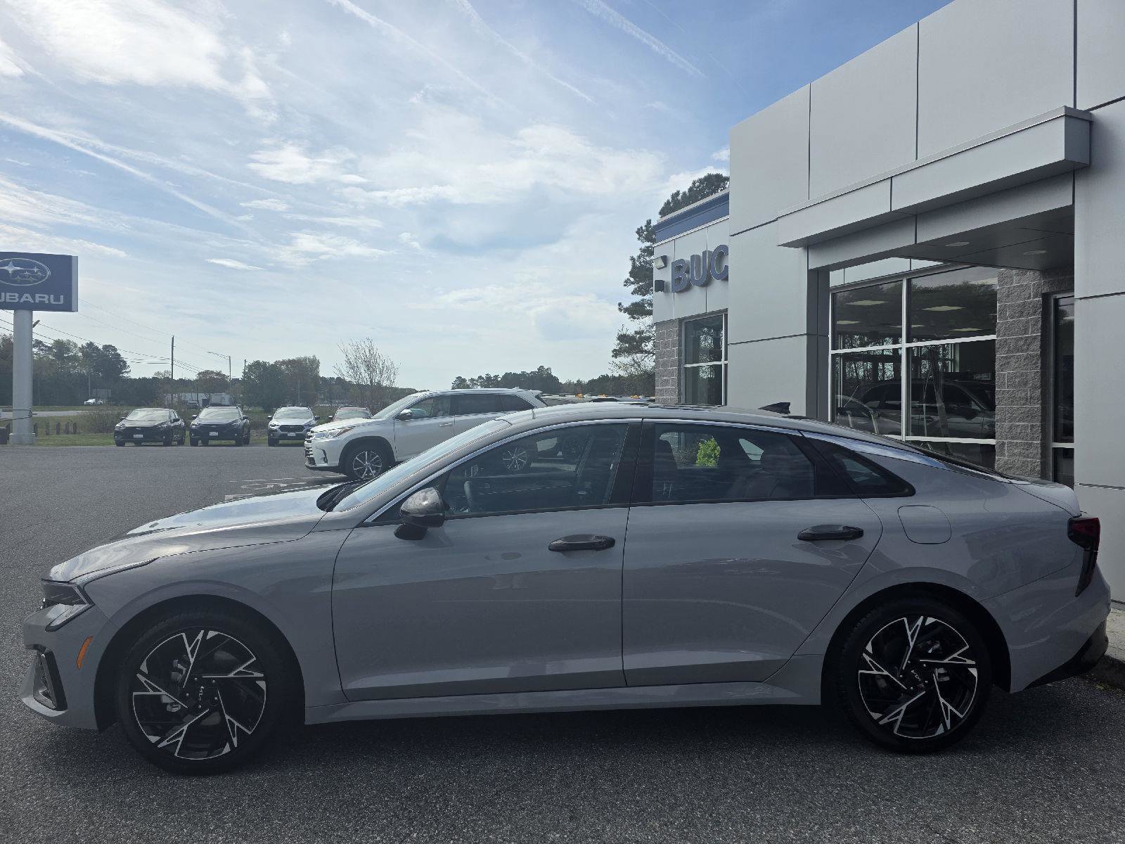 Used 2025 Kia K5 GT-Line w/ GT-Line Premium Package image 9