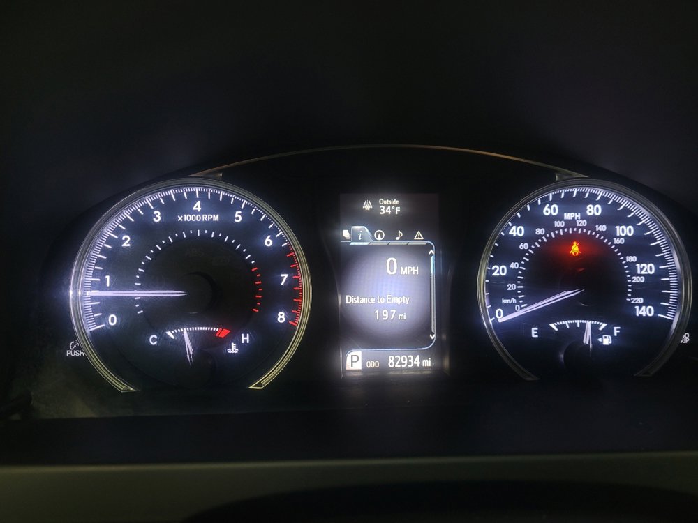 Used 2015 Toyota Camry XLE w/ Moonroof Package image 23