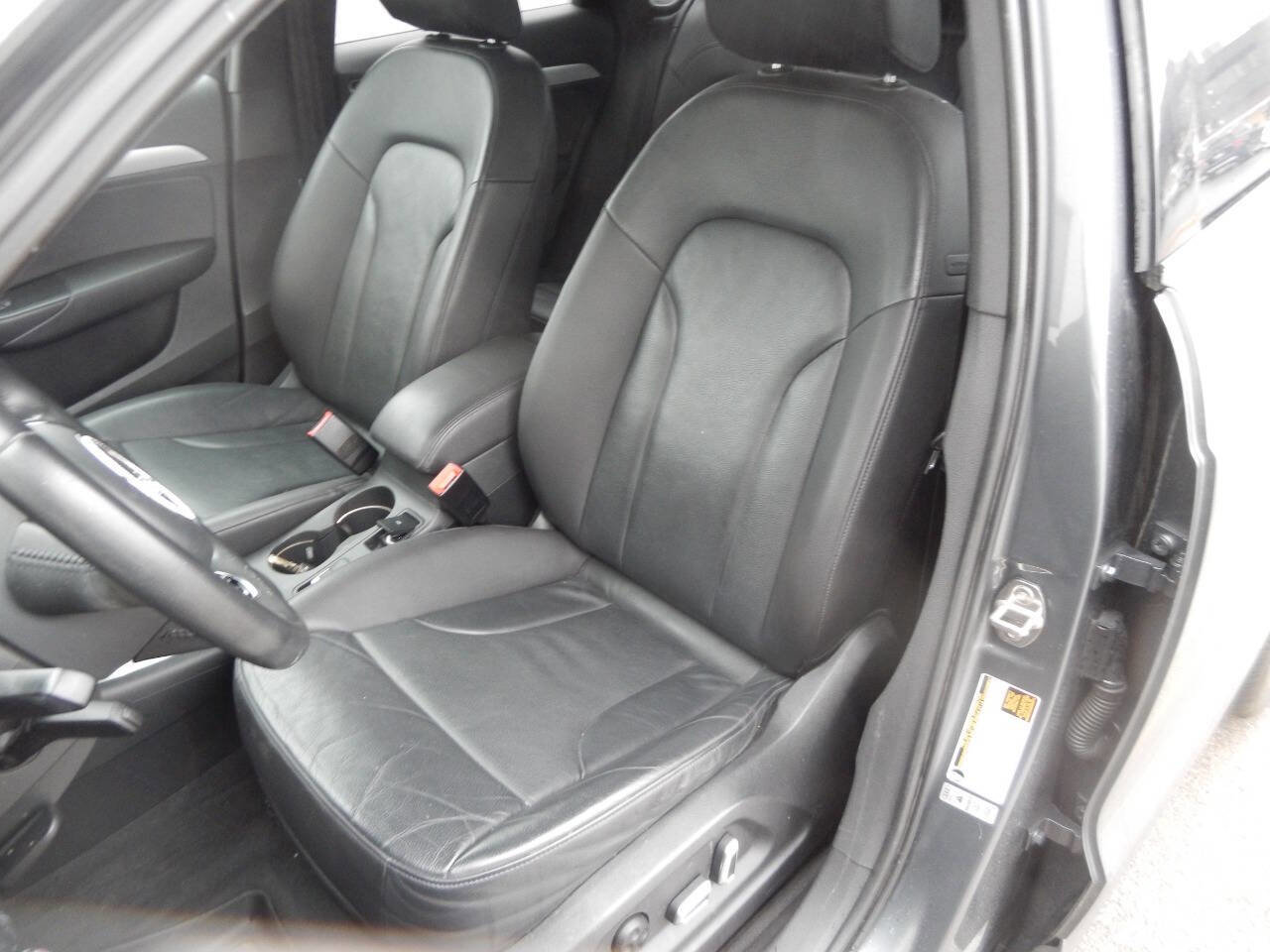 Used 2016 Audi Q3 2.0T Premium Plus w/ Technology Package image 29