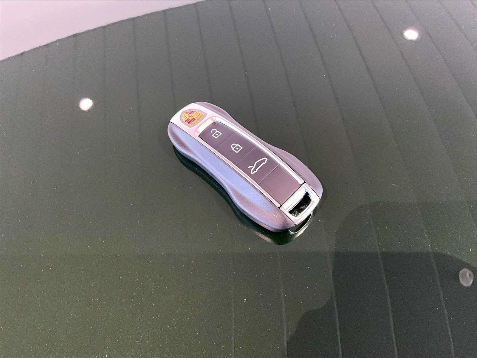 New 2026 Porsche 911 Carrera GTS RWD image 19