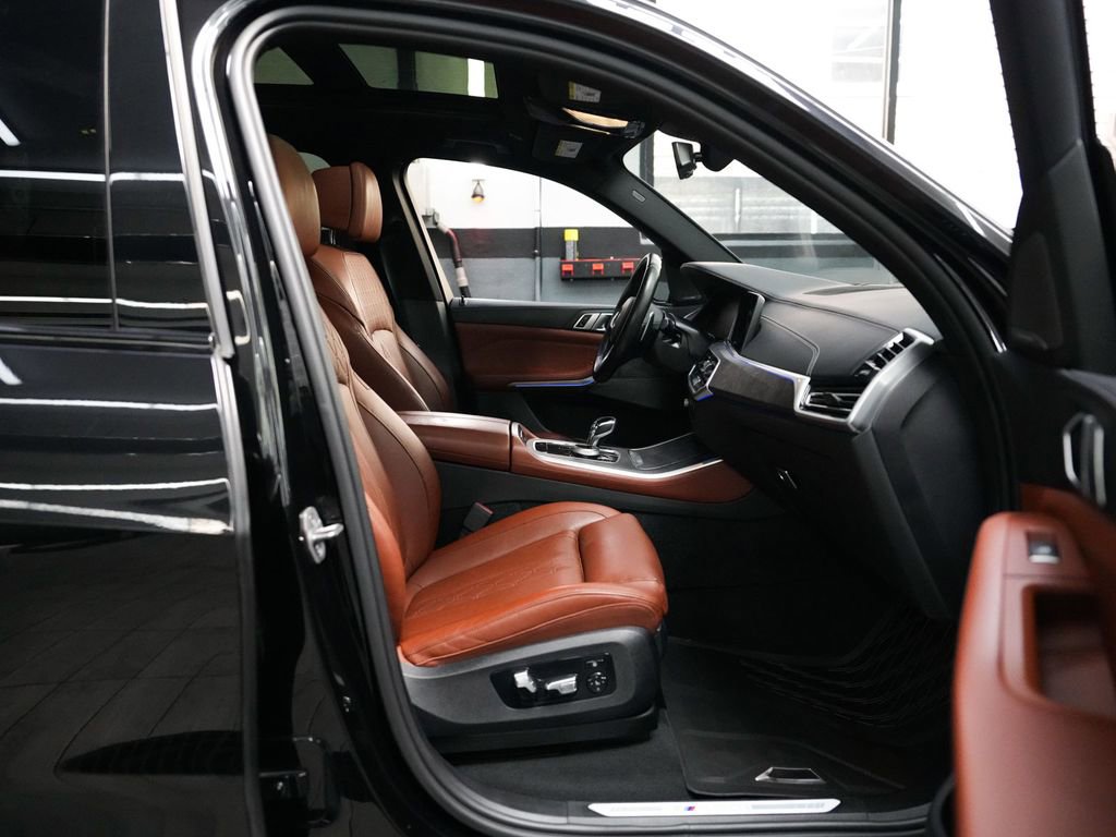 Used 2023 BMW X5 M50i w/ Executive Package AWD/4WD image 38