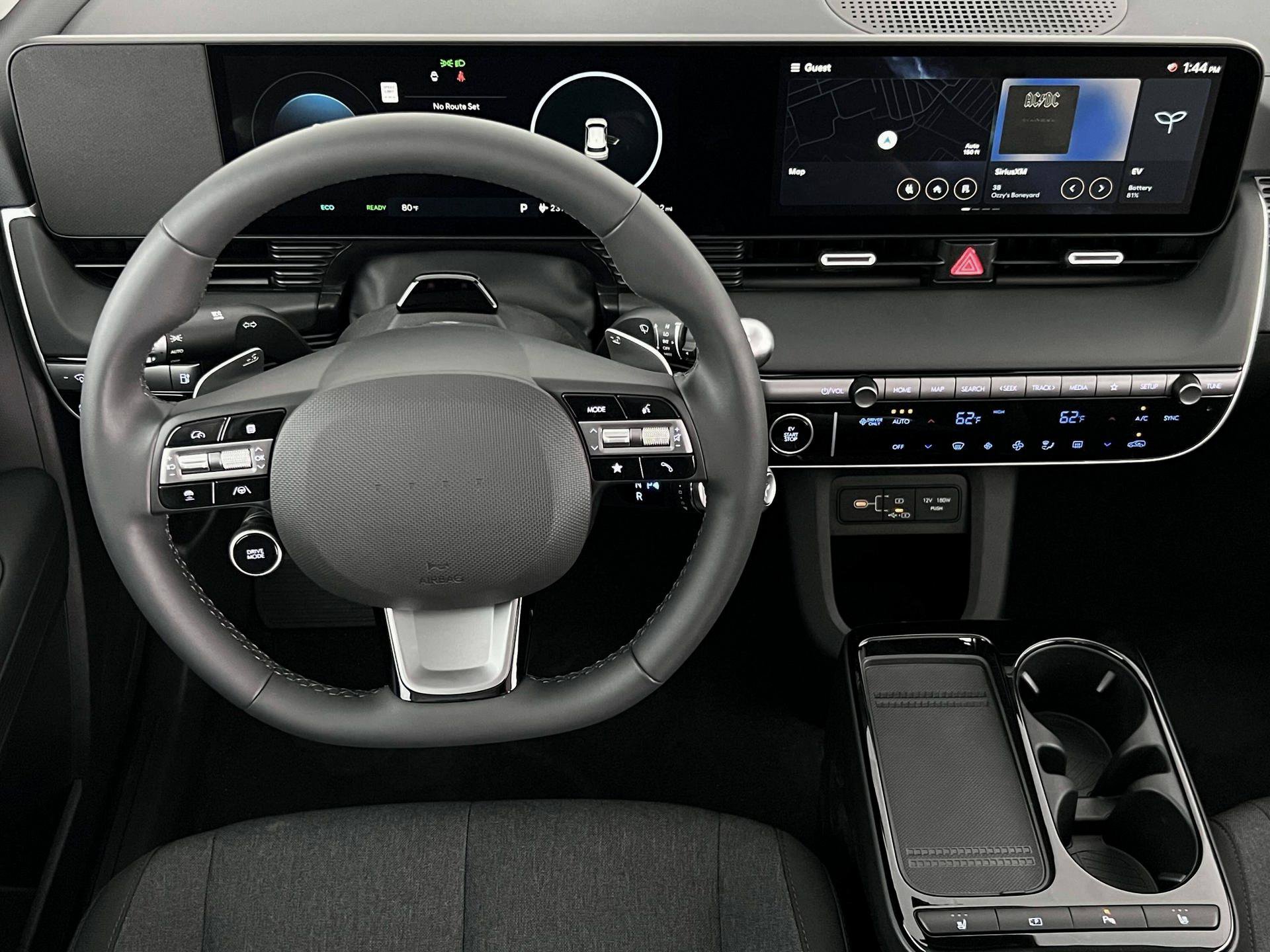 New 2025 Hyundai Ioniq 5 SE image 17