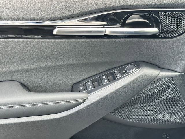 New 2026 Kia Seltos S FWD image 11