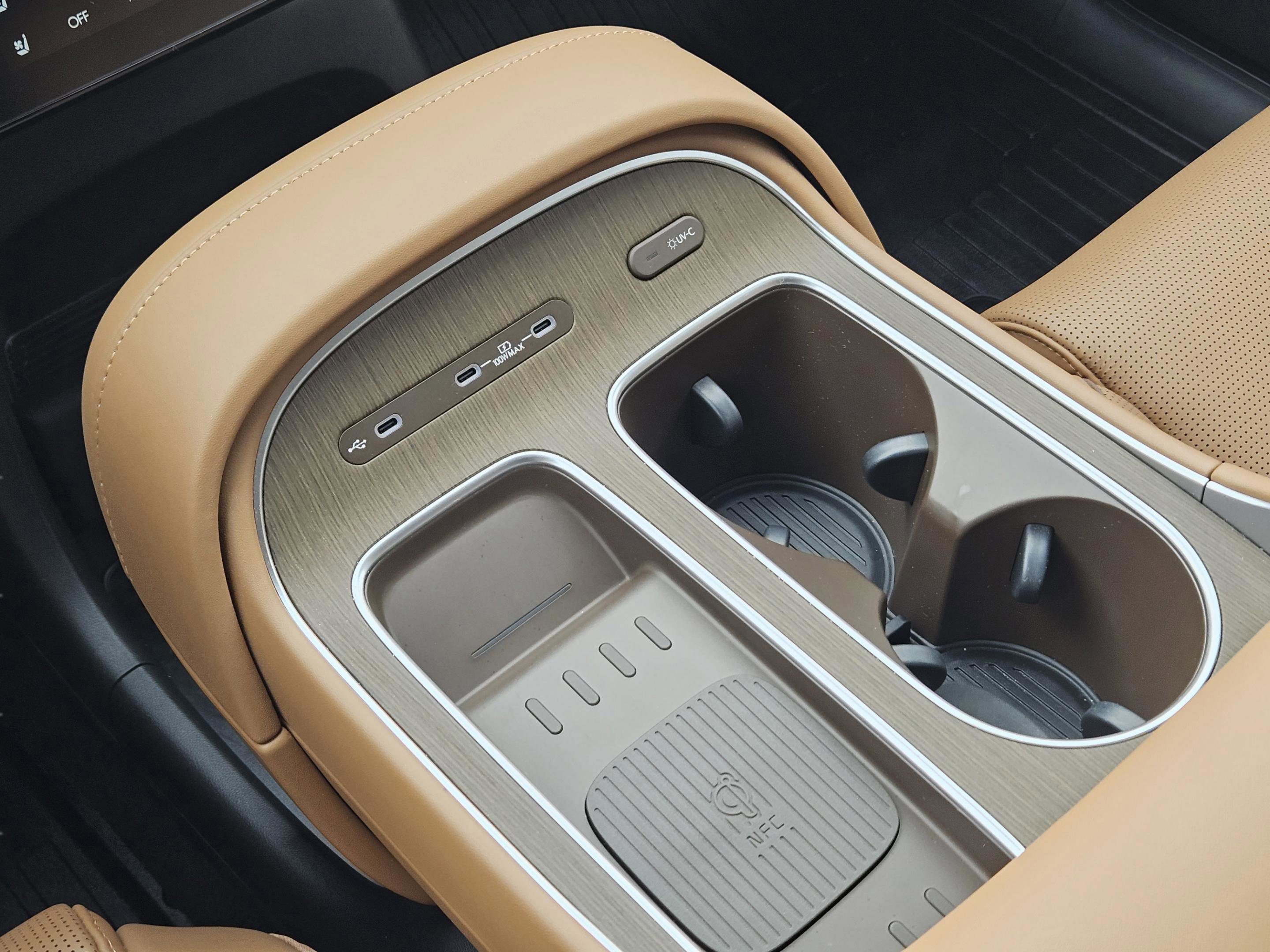 Used 2026 Hyundai Palisade Calligraphy image 12