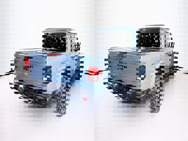 Used 2025 Jeep Gladiator Sport AWD/4WD image 5