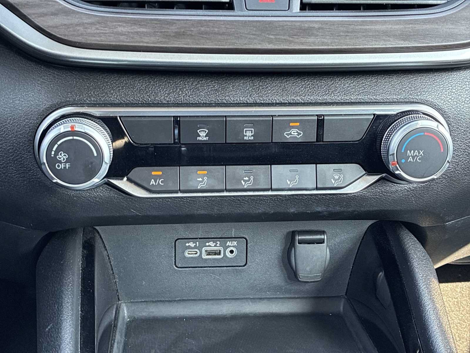 Used 2024 Nissan Altima 2.5 SV FWD image 16