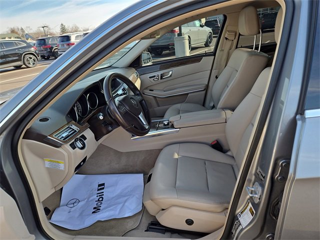 Used 2014 Mercedes-Benz E 350 4MATIC Sedan image 24