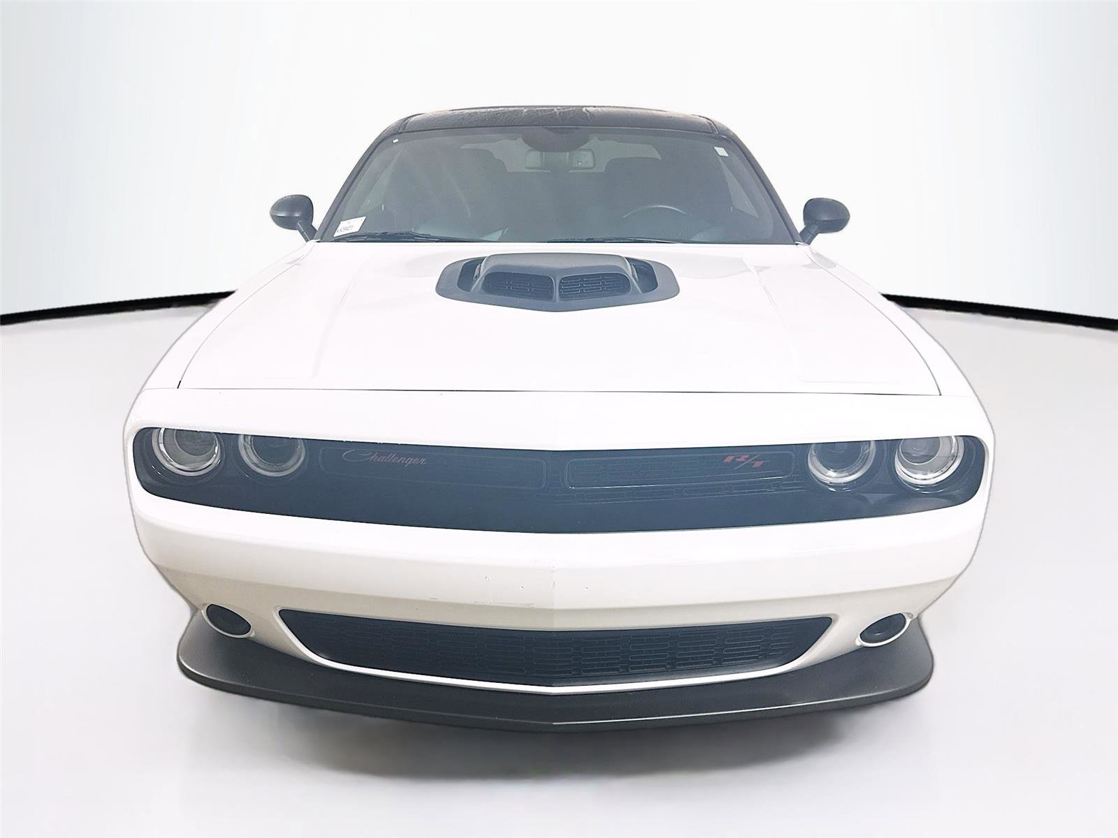 Used 2023 Dodge Challenger R/T w/ Shaker Package image 17