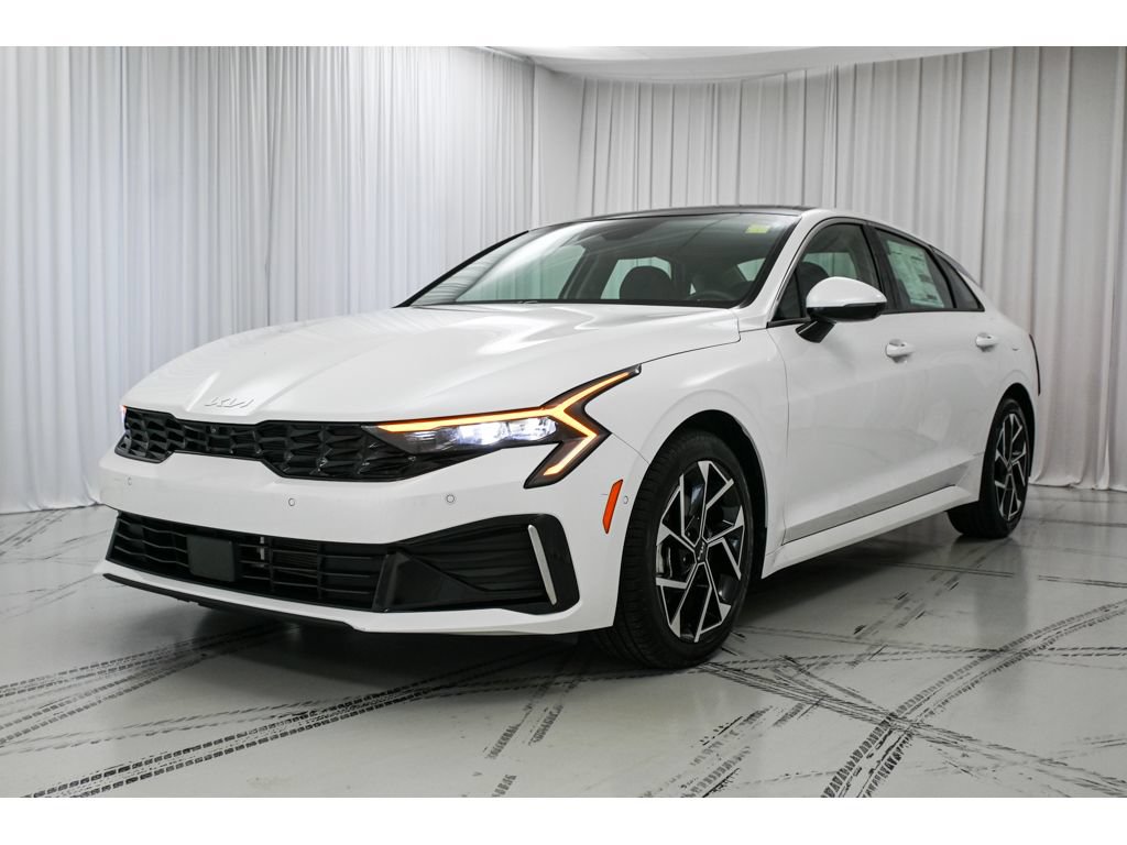 Used 2025 Kia K5 EX FWD image 4