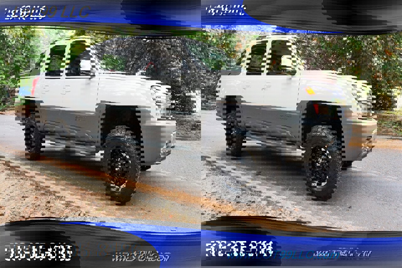 Used 2002 Chevrolet Avalanche 4x4 w/ North Face Edition image 7