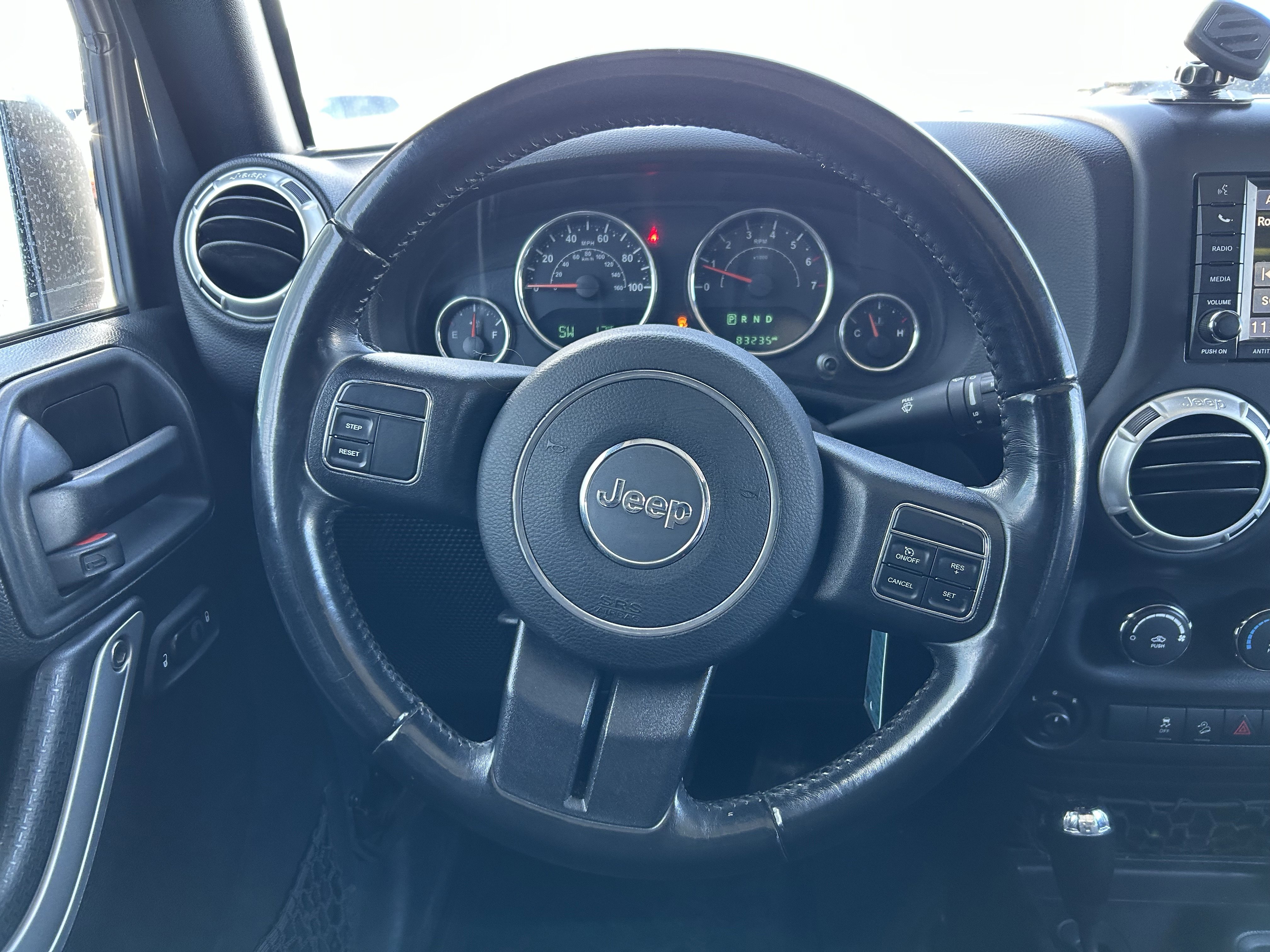 Used 2017 Jeep Wrangler Unlimited Rubicon image 10