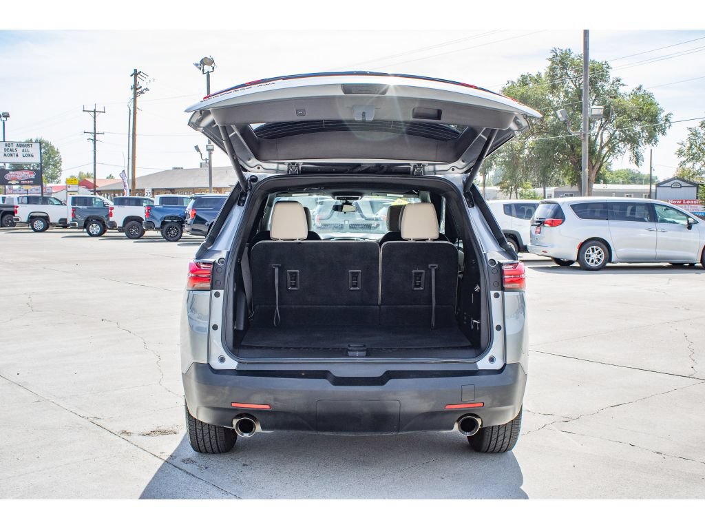 Used 2023 Chevrolet Traverse LT w/ LPO, Cargo Package AWD/4WD image 11