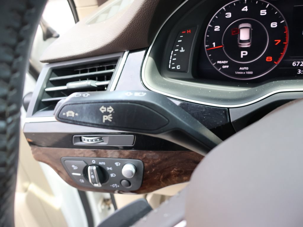Used 2019 Audi Q7 3.0T Prestige w/ Prestige Package AWD/4WD image 38
