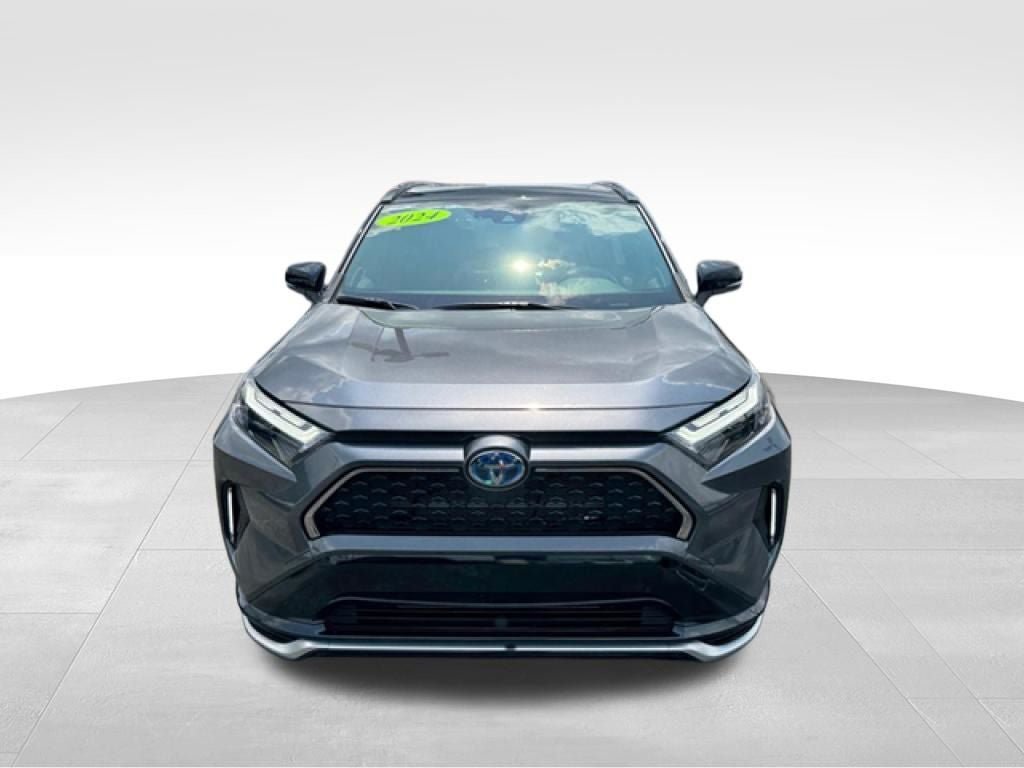 Used 2024 Toyota RAV4 XSE w/ Weather Package AWD/4WD image 11