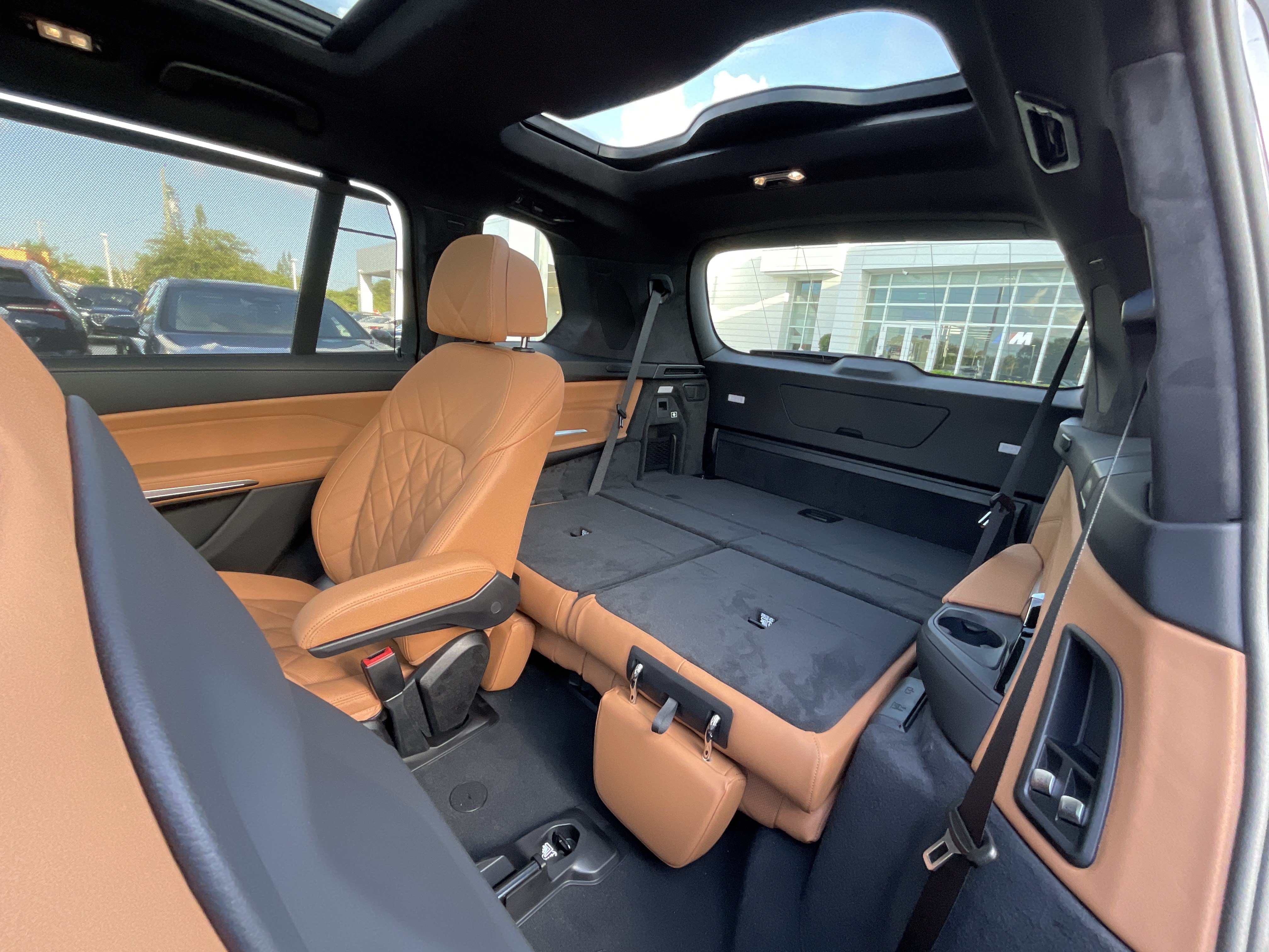New 2027 BMW X7 xDrive40i w/ M Sport Package AWD/4WD image 29