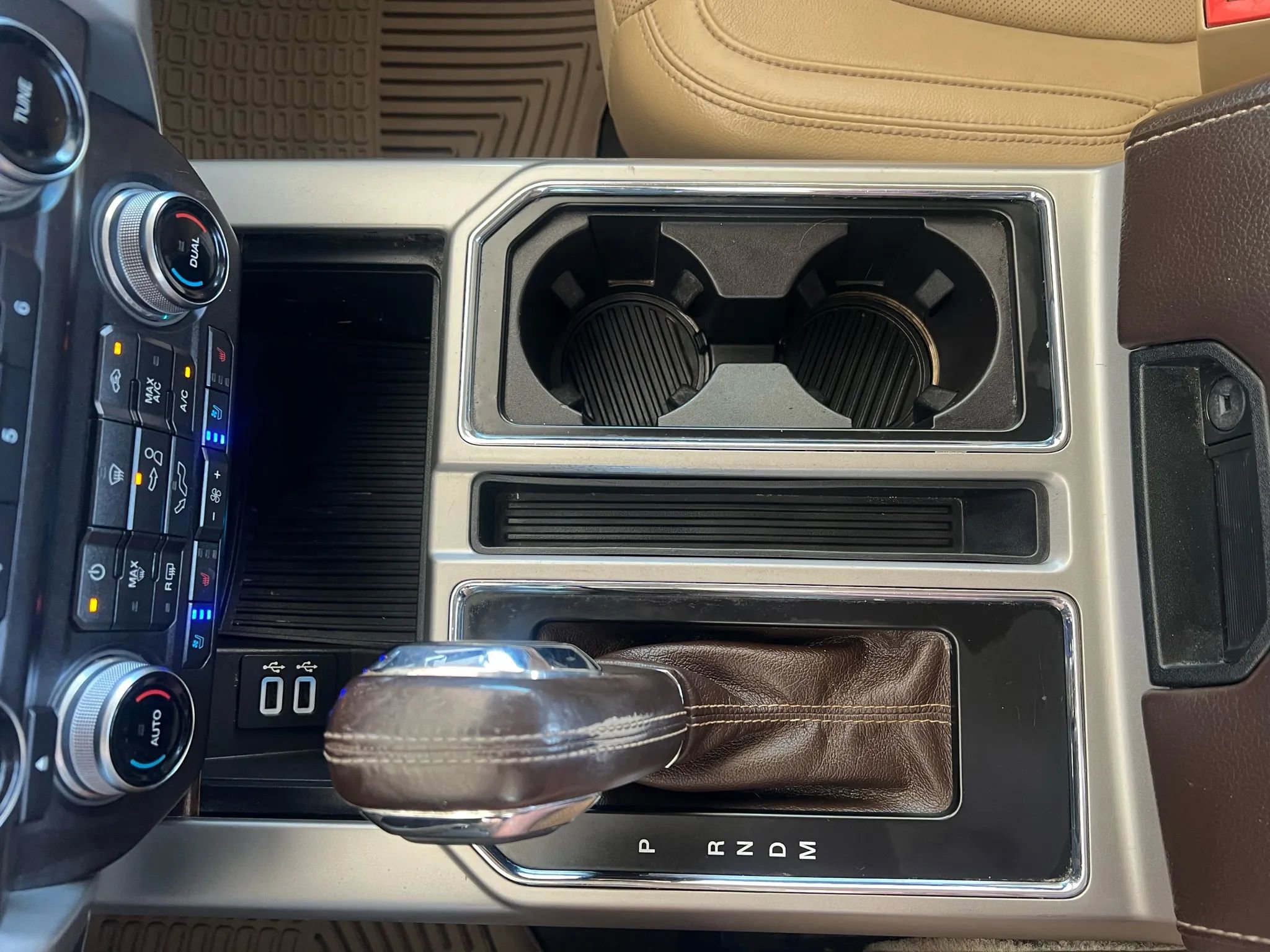 Used 2018 Ford F150 Lariat w/ Equipment Group 502A Luxury image 24
