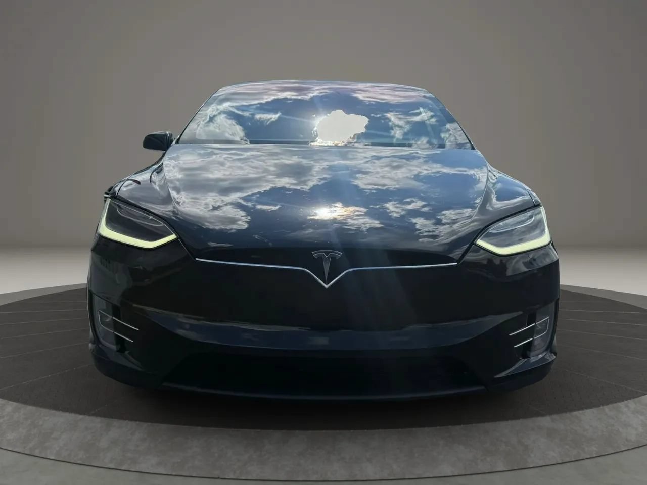 Used 2019 Tesla Model X Performance AWD/4WD image 3