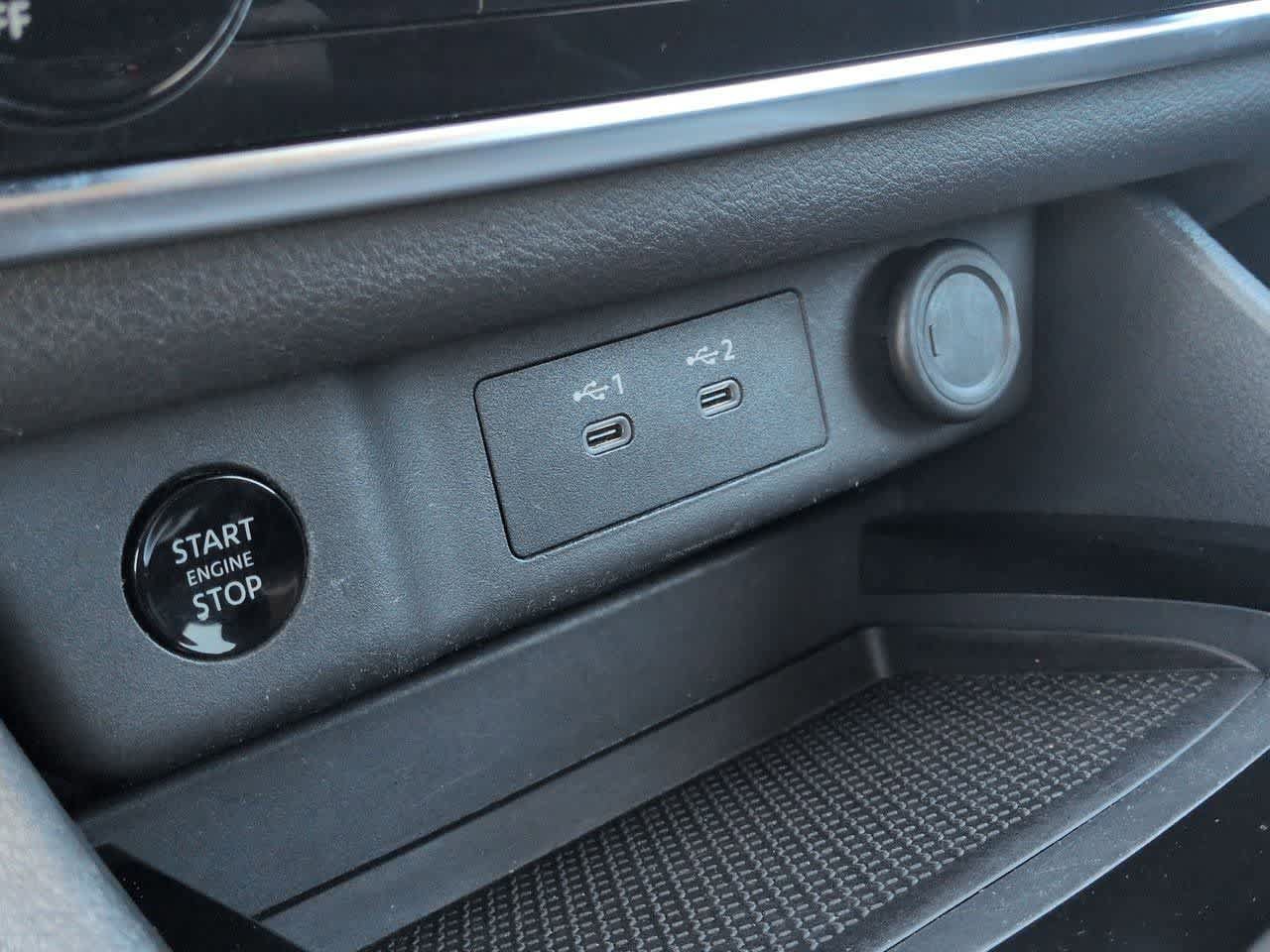 Used 2024 Nissan Rogue S FWD image 29