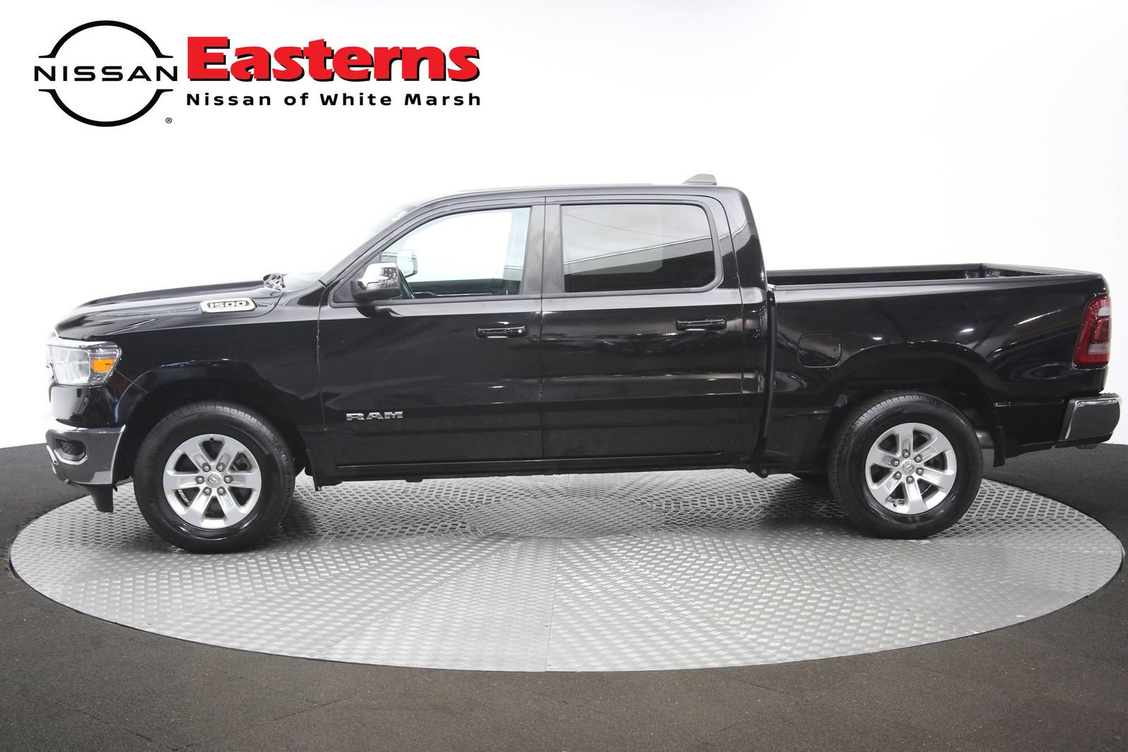 Used 2024 RAM 1500 Laramie RWD image 59