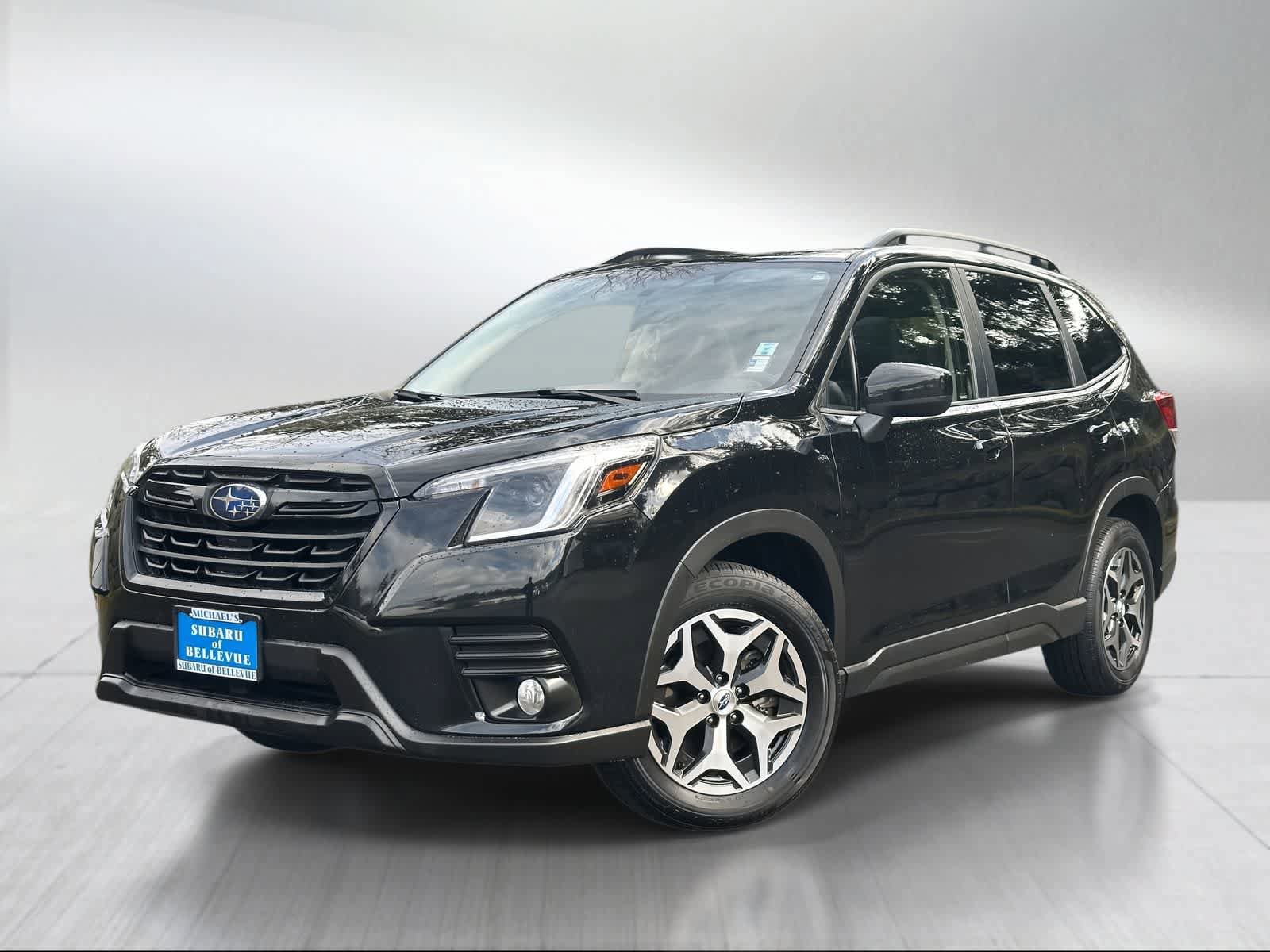 Certified 2023 Subaru Forester Premium AWD/4WD image 1