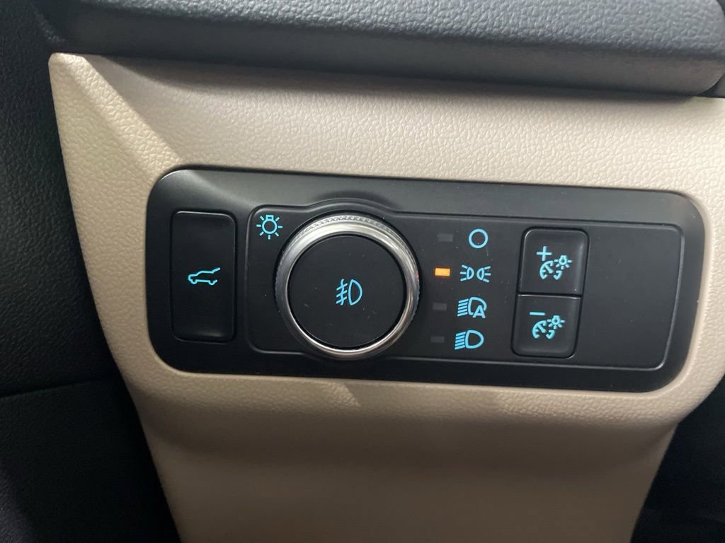 Used 2021 Ford Escape SEL AWD/4WD image 17