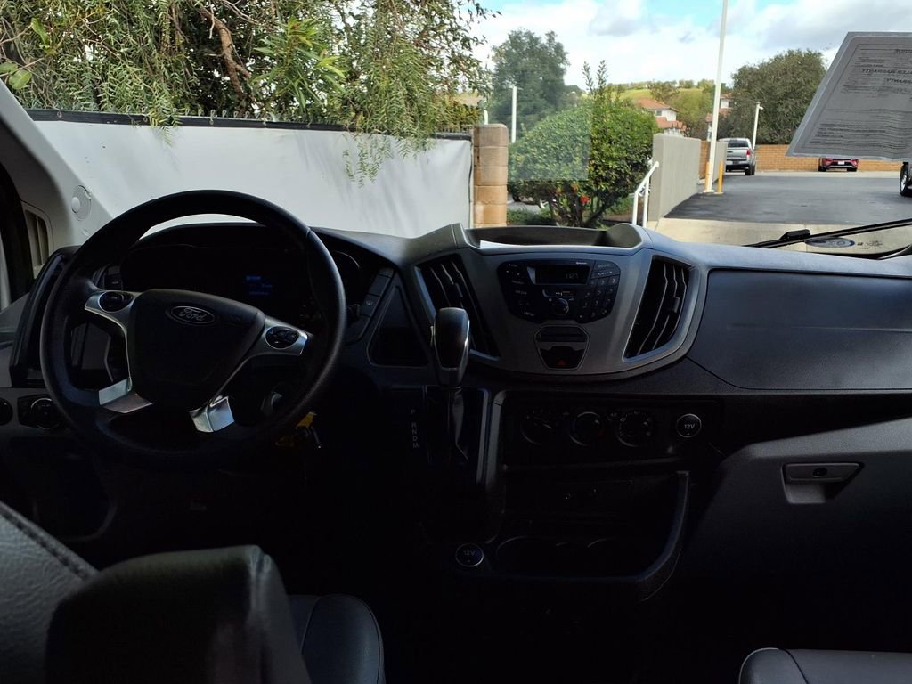 Used 2018 Ford Transit 150 XL image 20