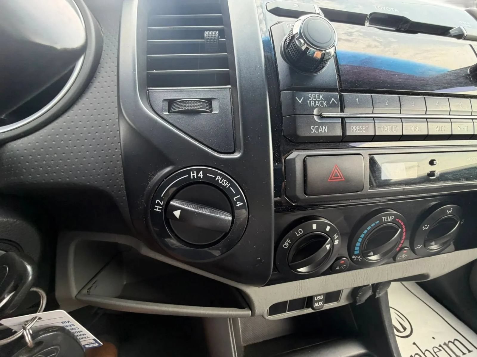 Used 2012 Toyota Tacoma 4x4 Double Cab w/ Convenience Pkg image 18