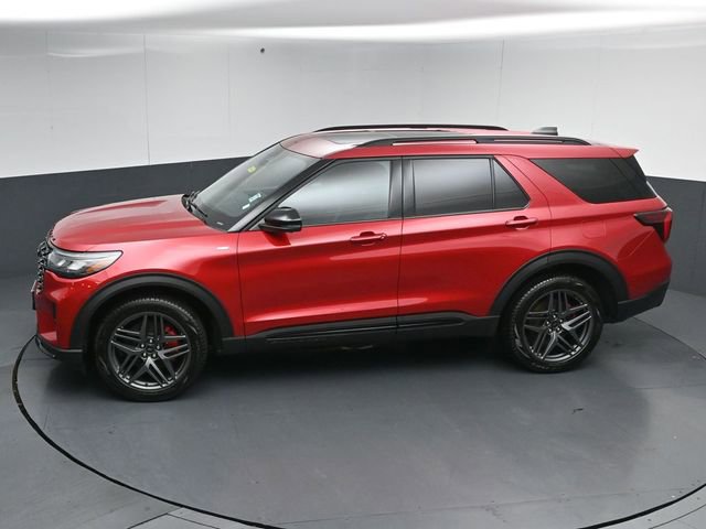 Used 2025 Ford Explorer ST-Line w/ Premium Package image 49