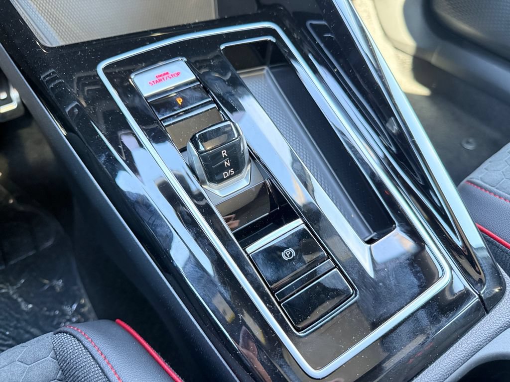 New 2026 Volkswagen GTI SE FWD image 18