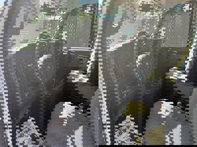 Used 2020 Chevrolet Express 2500 w/ Driver Convenience Package image 7