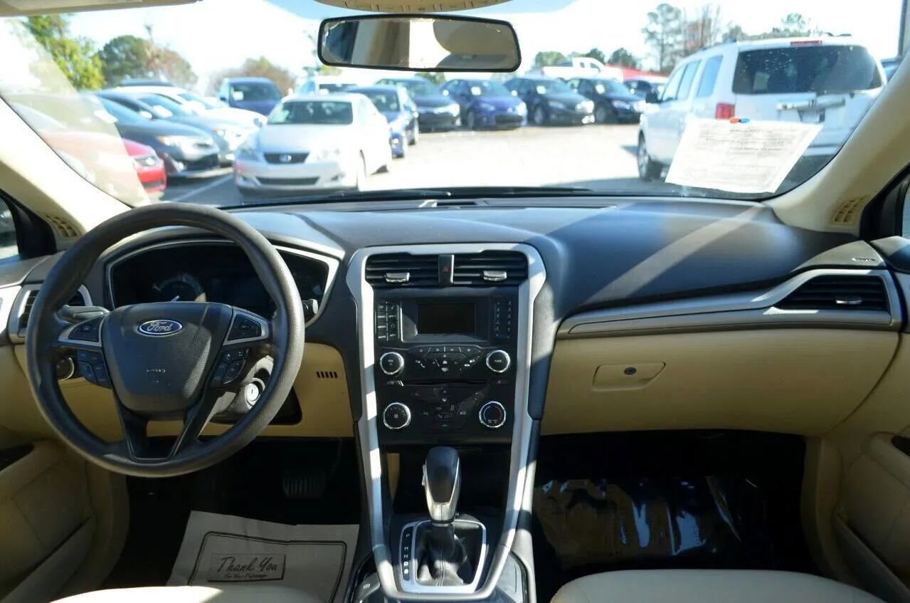 Used 2013 Ford Fusion SE image 39