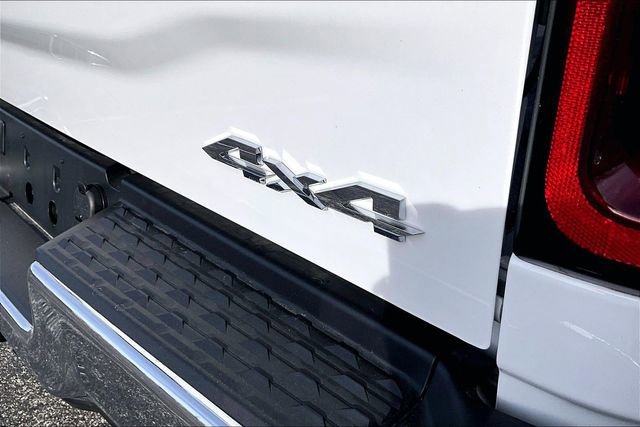 Used 2025 RAM 2500 Tradesman w/ Chrome Appearance Group image 25