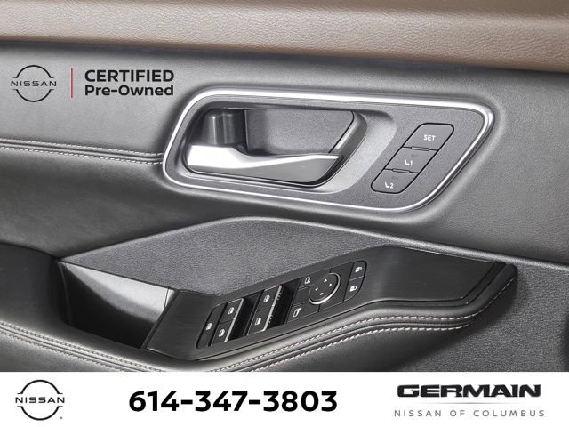 Certified 2023 Nissan Rogue Platinum w/ Platinum Premium Package AWD/4WD image 30