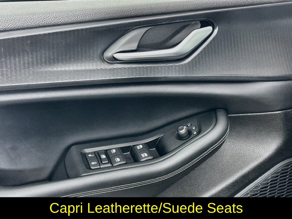 Used 2023 Jeep Grand Cherokee L Laredo AWD/4WD image 23