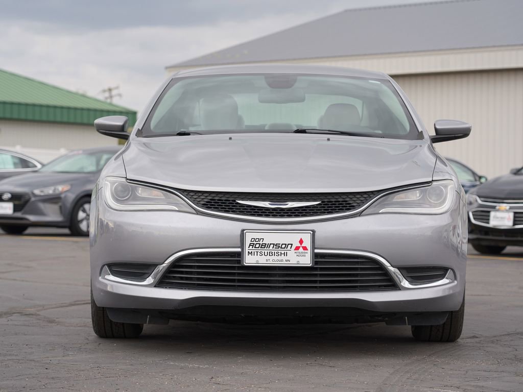 Used 2015 Chrysler 200 Limited FWD image 8