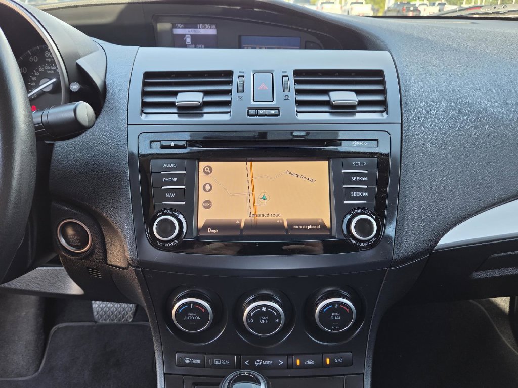 Used 2013 MAZDA MAZDA3 i Grand Touring w/ Tech Pkg FWD image 27