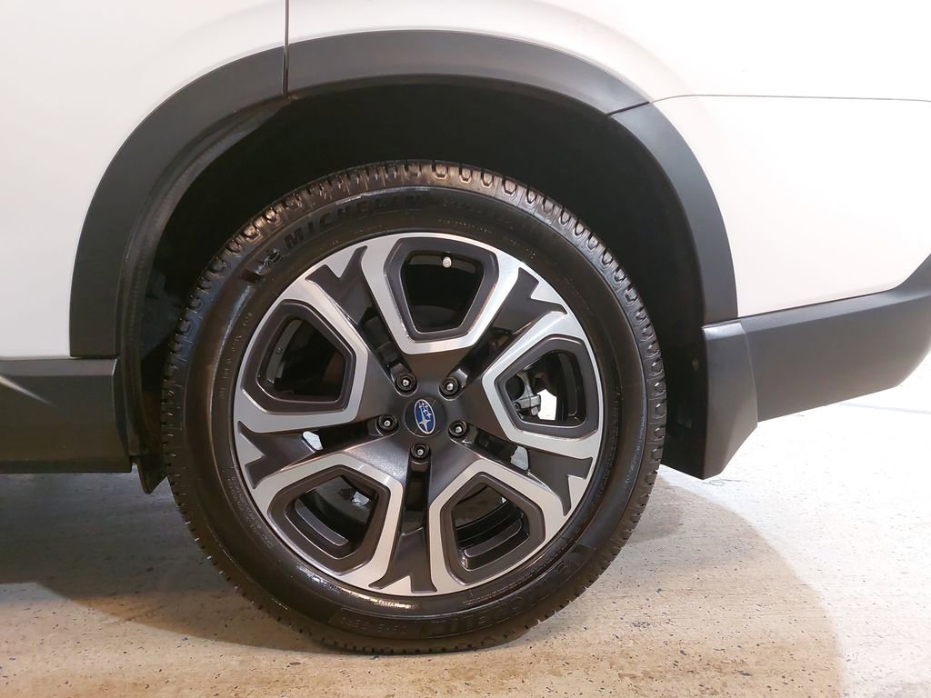 Certified 2024 Subaru Ascent Limited image 35