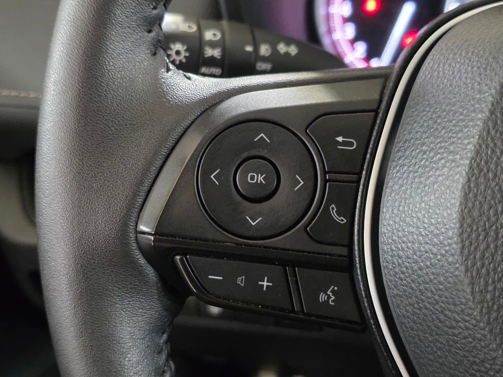 Used 2024 Toyota RAV4 XLE Premium w/ Weather Package image 32